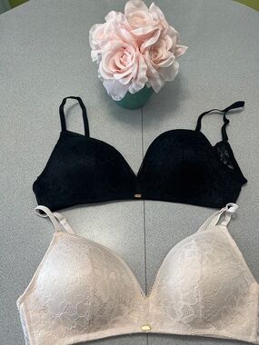 Jason Wu Lace Wireless Bra Set in Black and Light Pink